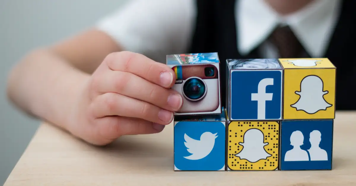 5 Moduri în care Copiii Pot Utiliza Social Media
