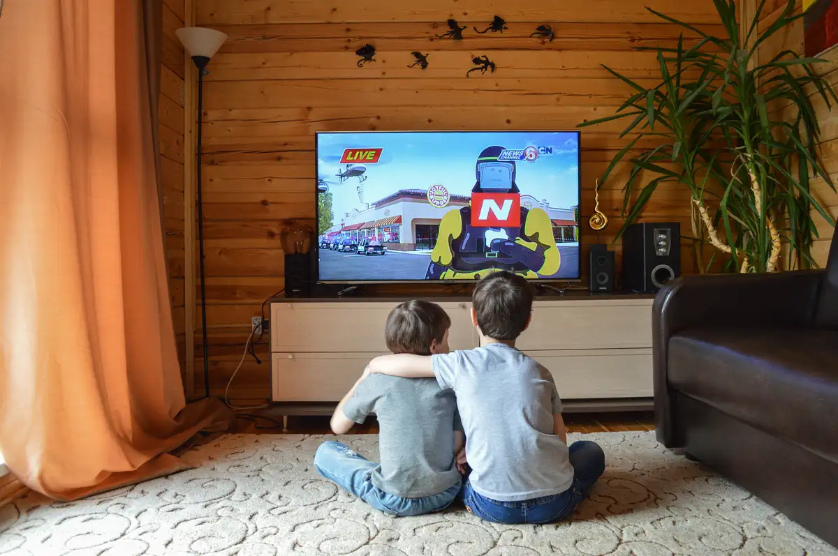 Contrôle parental sur les téléviseurs intelligents : Limitation de l'accès aux contenus inappropriés